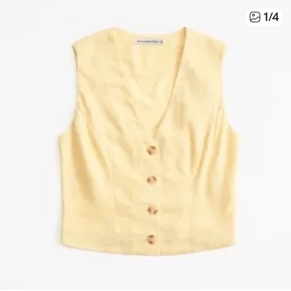 Abercrombie & Fitch Yellow Skirt Set - Picture 3 of 4